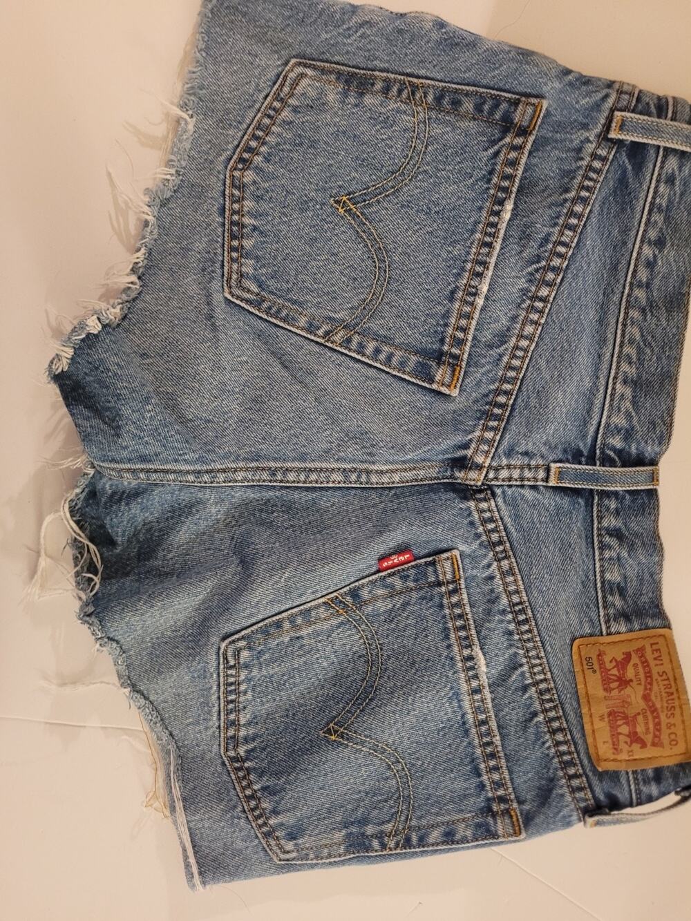 Levi's 501 Women's Blue Denim High Rise Cutoff Shorts 32W 2.5" Inseam